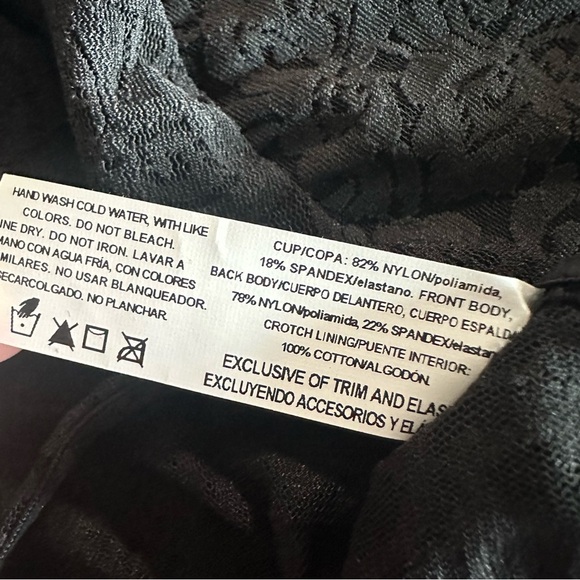 Bali Black Shapewear Bodysuit with Adjustable Straps with underwire - Picture 4 of 5